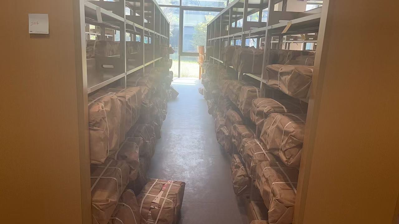 学校档案室搬迁